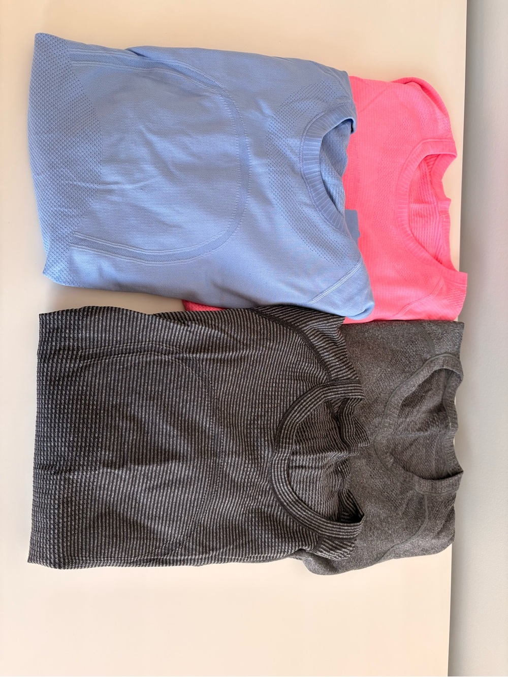 lululemon athletica swiftly tech long sleeve: Blue, Pink, Gray, grey striped